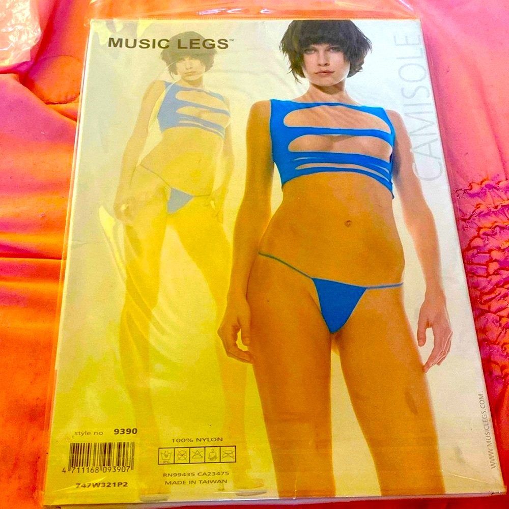 🌹 Music Legs  Super Sexy Turquoise Blue NWT Opaque Cut Out Top With Sides